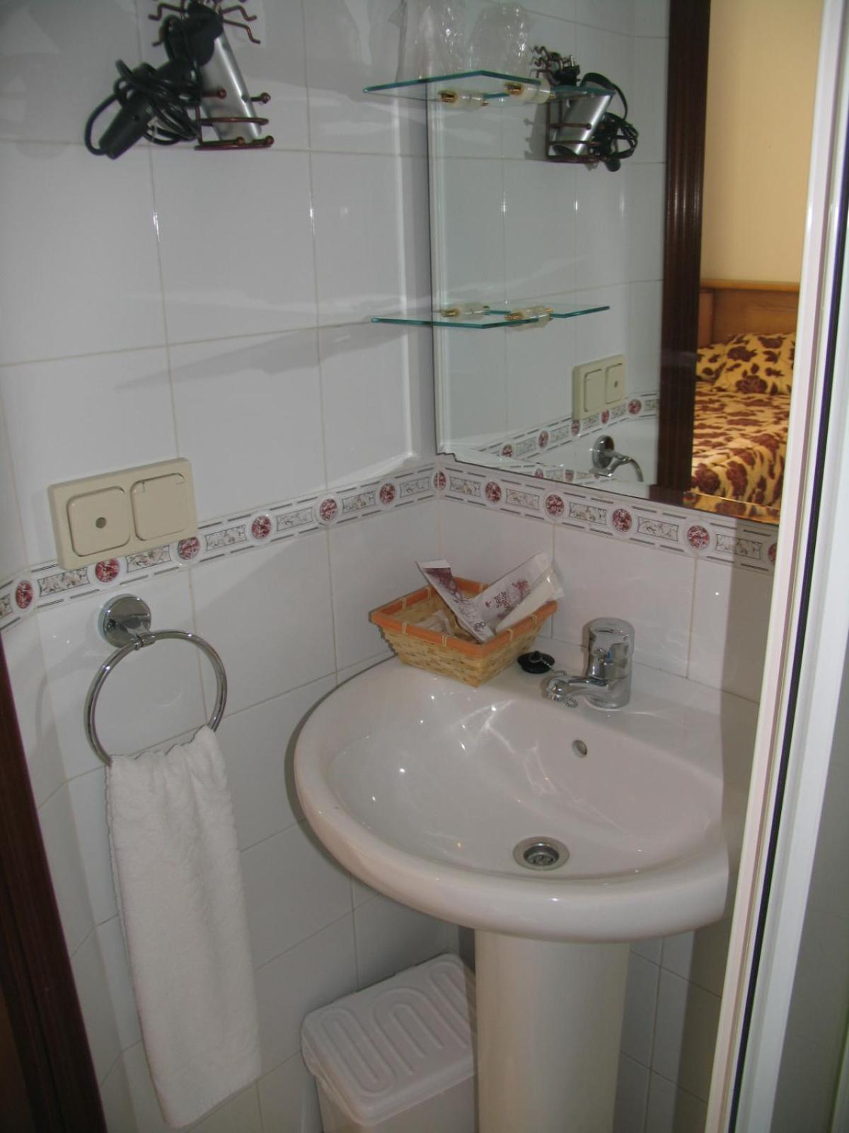 Hostal Noli Chiclana de la Frontera Habitación foto